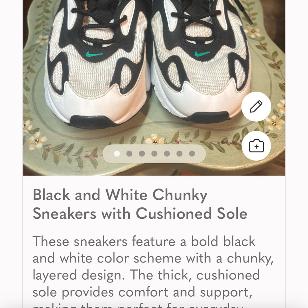 Nike Kids Black and White Sneakers